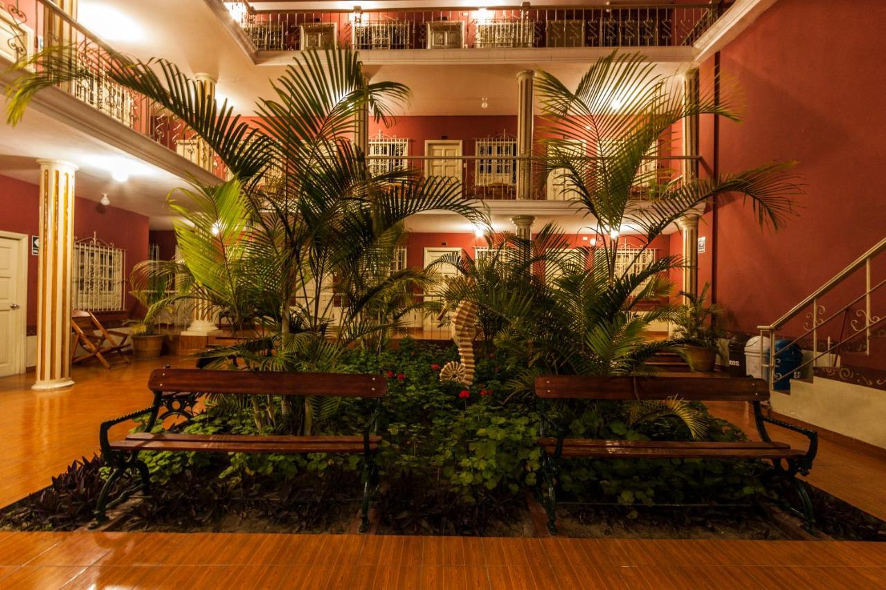 Hotel Colonial Trujillo Exterior foto